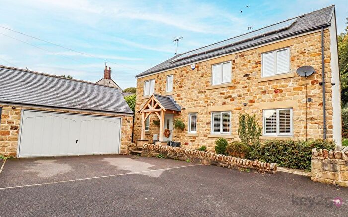 5 Bedroom Detached House For Sale In White Hart Corner, Eckington, Sheffield, S21