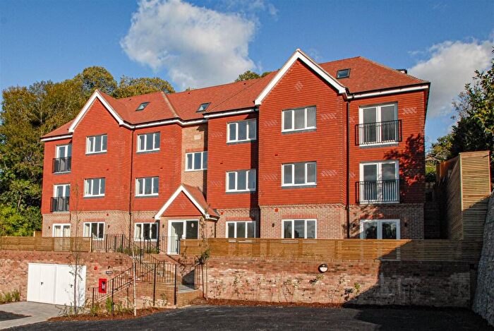 2 Bedroom Penthouse To Rent In Reed Pond Walk, Haywards Heath, RH16