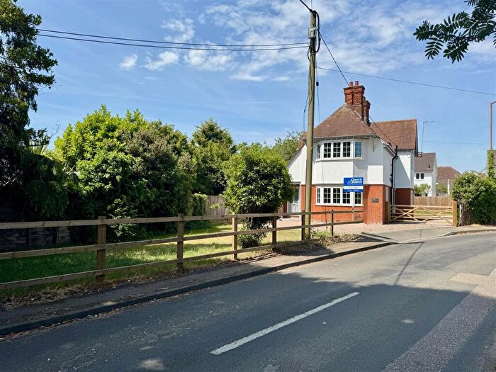 4 Bedroom Detached House For Sale In Kings Road, Southminster, CM0