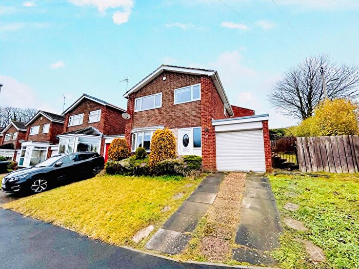3 Bedroom Link Detached House To Rent In Staindrop Road, Newton Hall, Durham, DH1