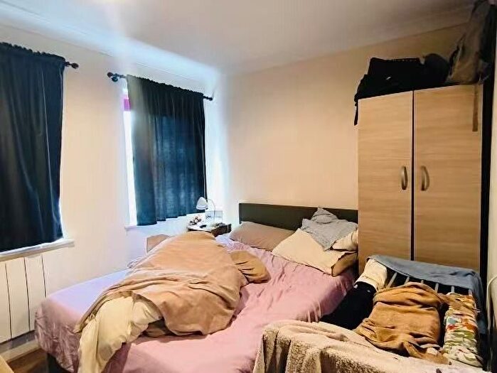 1 Bedroom Property To Rent In Wolfe Crescent, London, SE16