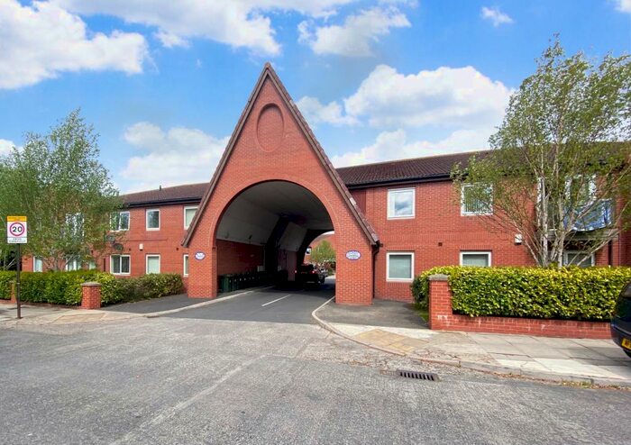 2 Bedroom Ground Flat To Rent In Orchid Mews, Monkseaton, NE25