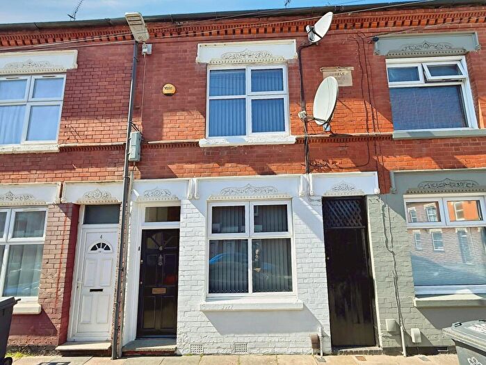 2 Bedroom Terraced House For Sale In Tyrell Street, Leicester, Leicester, LE3