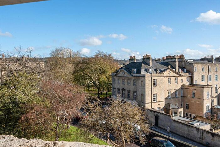 2 Bedroom Apartment To Rent In Queens Parade, Bath, BA1