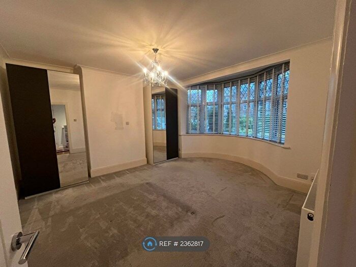 1 Bedroom Maisonette To Rent In Archers Road, Southampton, SO15