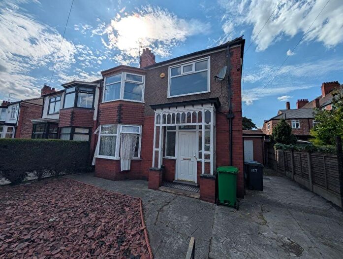 4 Bedroom Semi-Detached House To Rent In Egerton Road South, Chorlton, M21