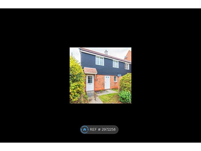 2 Bedroom Maisonette To Rent In Charlock Drive, Sheerness, ME12