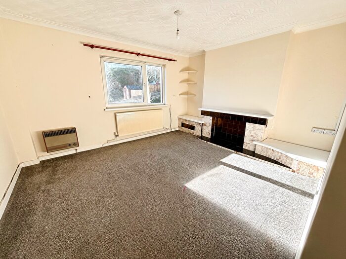 3 Bedroom Flat To Rent In Hawthorn Terrace, Mountain Ash, CF45