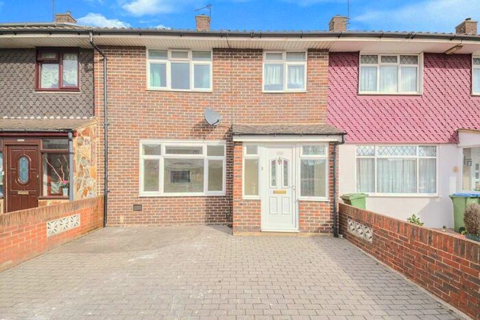 2 Bedroom Terraced House To Rent In Finchale Road, London, SE2