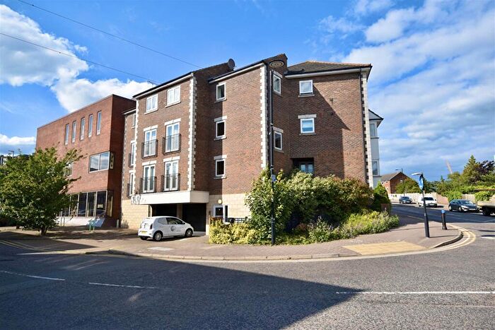 2 Bedroom Apartment For Sale In Lake Street, Leighton Buzzard, LU7