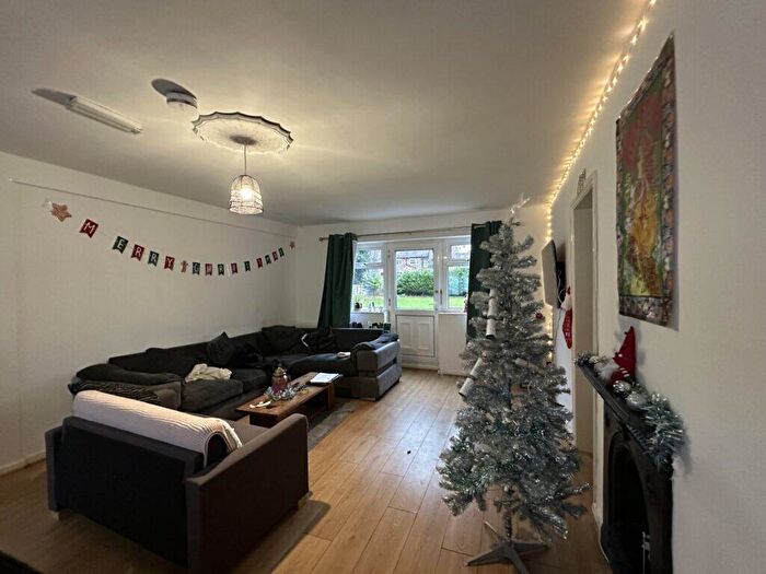 8 Bedroom Detached House To Rent In Goulden Road - Withington - £ Pppw, M20