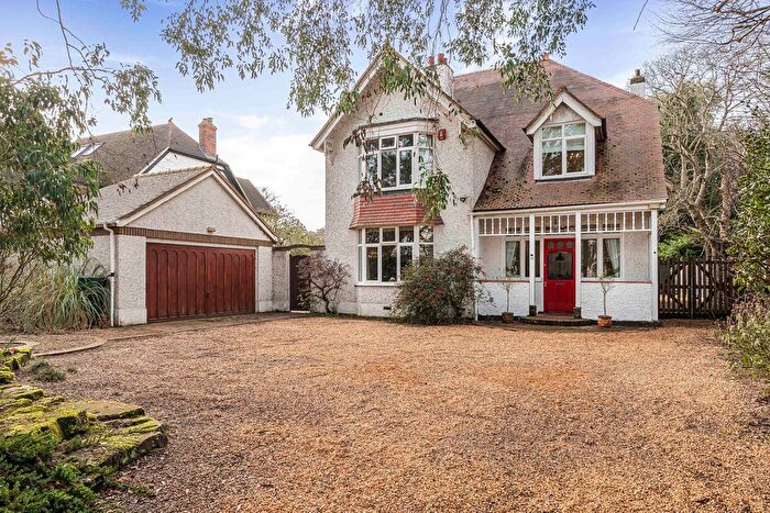 4 Bedroom Detached House For Sale In Aviary Road, Woking, Surrey, GU22