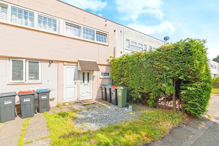 2 Bedroom Terraced House For Sale In Rochfords, Coffee Hall, Milton Keynes, MK6