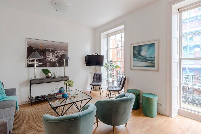 1 Bedroom Flat To Rent In York Street, Marylebone, London, W1H