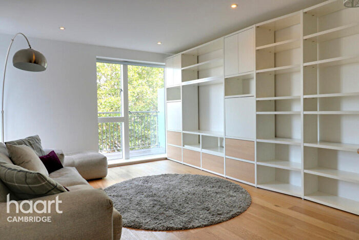 1 Bedroom Apartment For Sale In Keynes House, Kingsley Walk, Cambridge, CB5