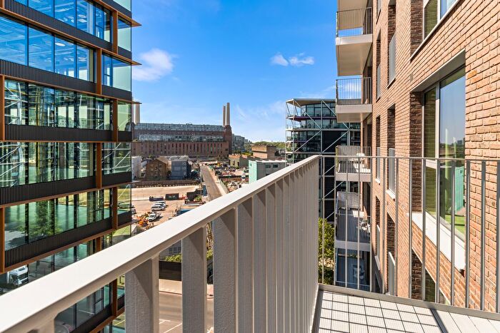 1 Bedroom Flat To Rent In Nine Elms Lane, London, SW11