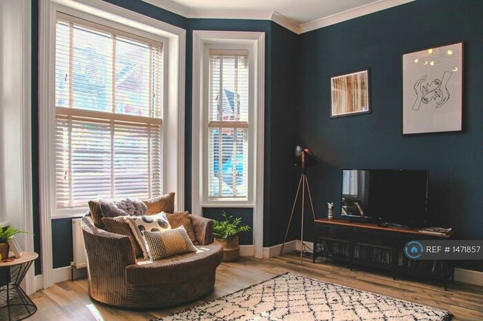 1 Bedroom Flat To Rent In Horace Road, Bournemouth, BH5