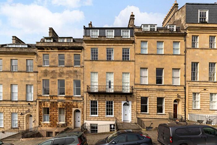 3 Bedroom Apartment To Rent In Flat, Marlborough Buildings, Bath, BA1