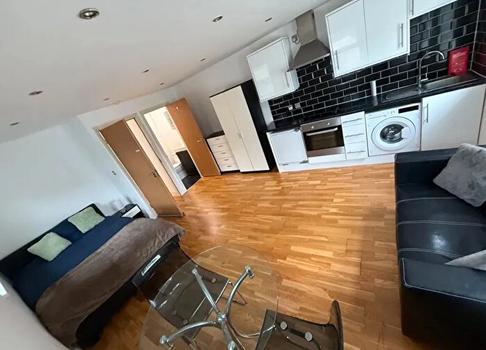 Studio To Rent In Hornsey Road, London, N7