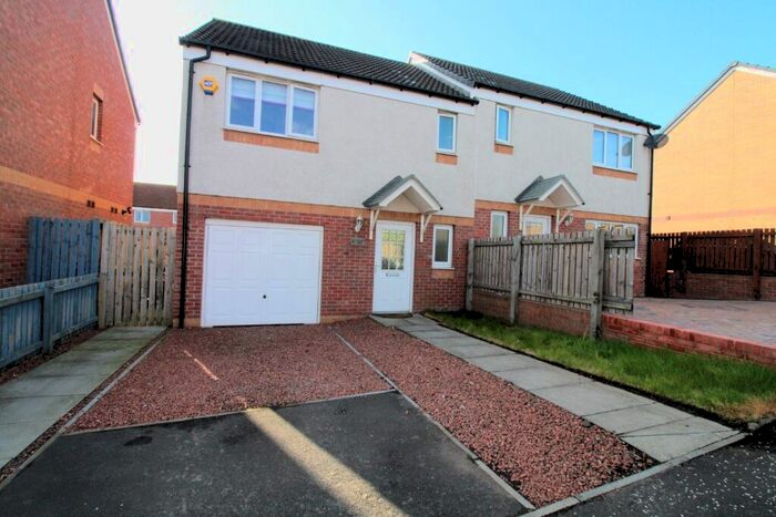 3 Bedroom Semi-Detached House To Rent In Tattershall Road, Glasgow, G33