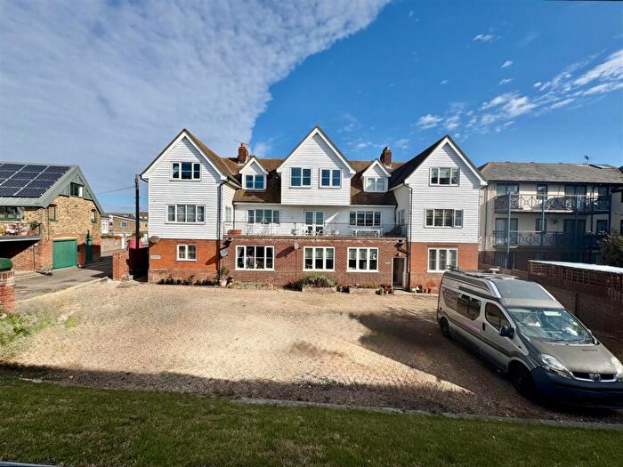 2 Bedroom Apartment To Rent In Belvedere Road, Burnham-on-Crouch, CM0