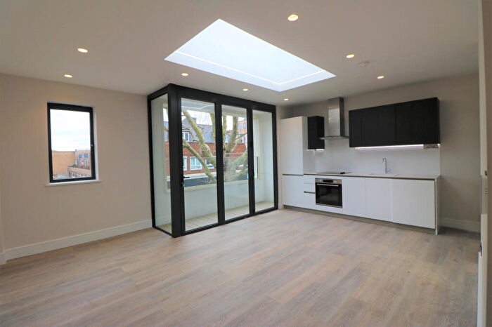 1 Bedroom Apartment To Rent In Southwark Walk Bermondsey, London, SE16