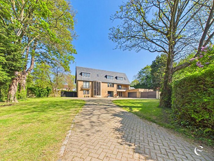6 Bedroom Detached House For Sale In Conduit Road, Stamford, PE9