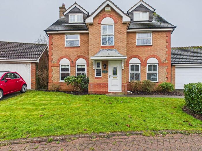 6 Bedroom Detached House For Sale In Hayward Close, Walkington, HU17