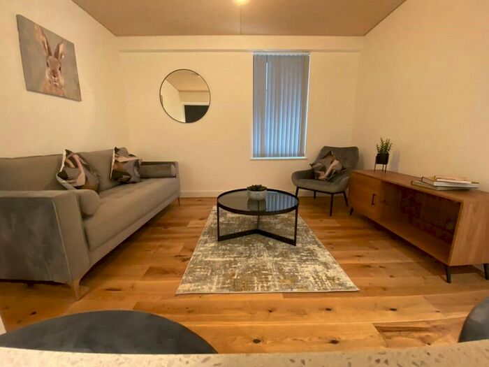 2 Bedroom Apartment To Rent In Finlays Yard, Mangle Street, M1