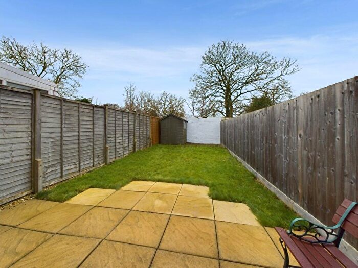 2 Bedroom Terraced House For Sale In Barry Road, Abington, Northampton, NN1