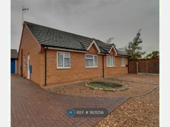 2 Bedroom Bungalow To Rent In Rossington Close, Metheringham, Lincoln, LN4