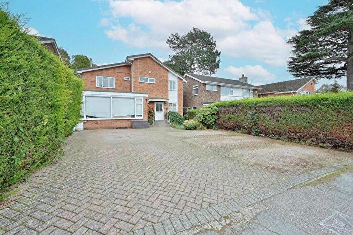 5 Bedroom Detached House For Sale In Mount Close, Hemel Hempstead, HP1