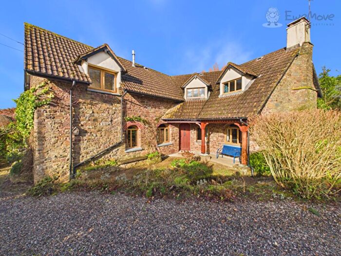 4 Bedroom Character Property For Sale In Withleigh, Tiverton, Devon, EX16