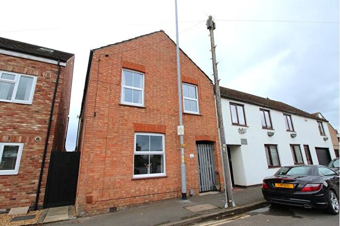 3 Bedroom Semi-Detached House For Sale In Gracious Street, Whittlesey, Cambs, PE7