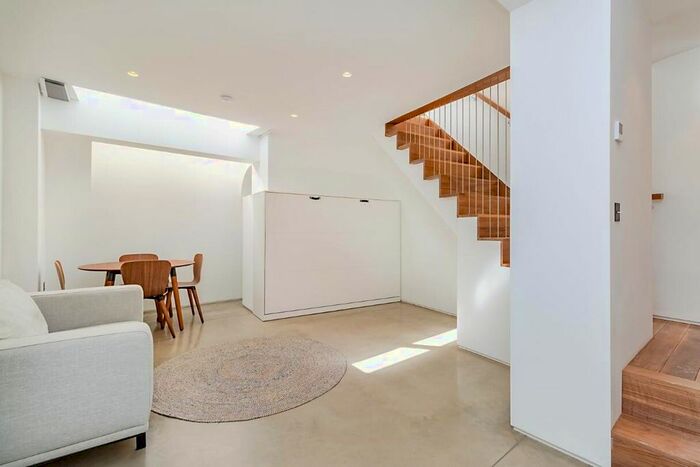 Studio To Rent In Fleet Road, London NW3