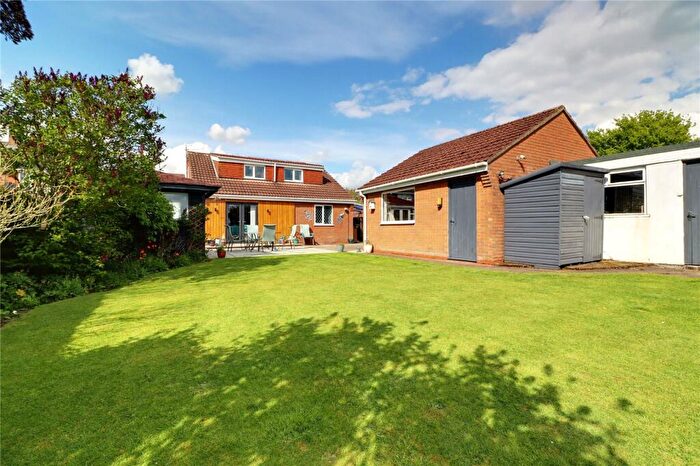 4 Bedroom Bungalow For Sale In Main Street, Howsham, Lincolnshire, LN7