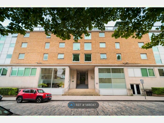 2 Bedroom Flat To Rent In Wapping High Street, London, E1W