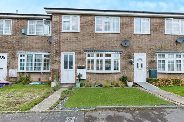 3 Bedroom Terraced House For Sale In Heather Close, Bournemouth, Dorset, BH8