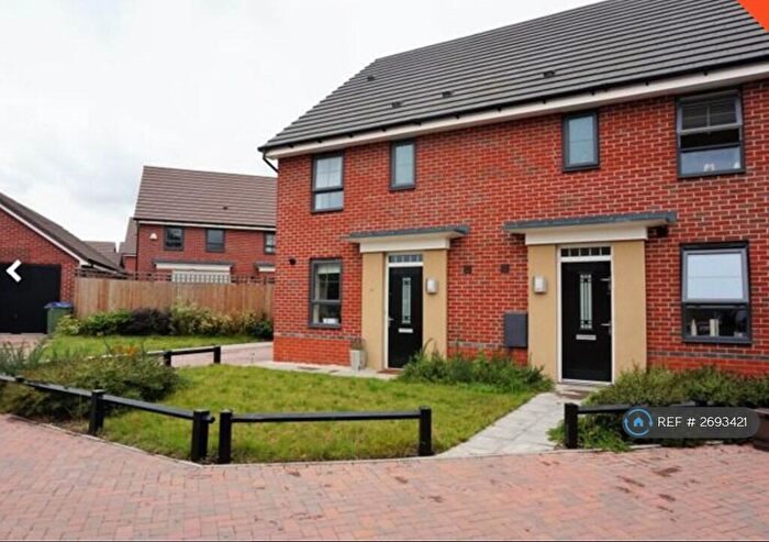 3 Bedroom Terraced House To Rent In Windmill Precinct, Smethwick, B66