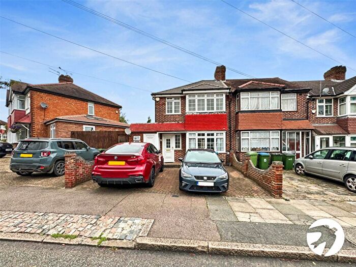 3 Bedroom End Of Terrace House To Rent In Edison Grove, London, SE18