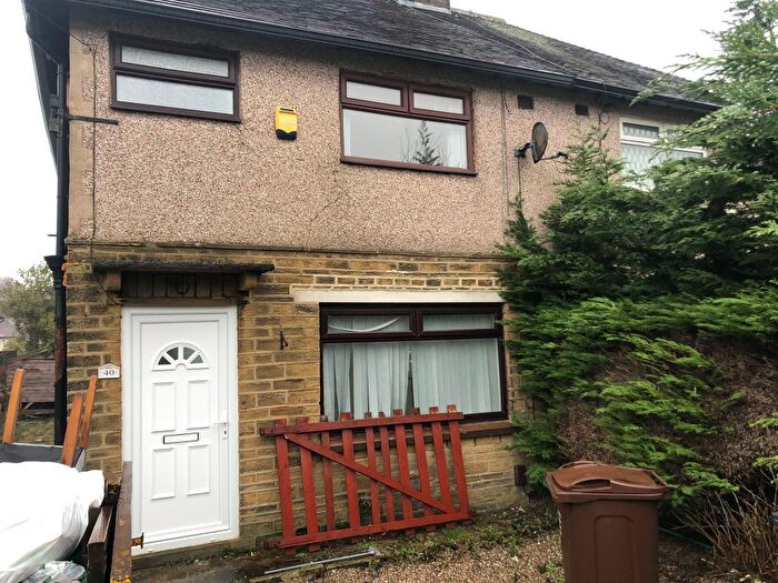 3 Bedroom Semi-detached House To Rent In Langdale Avenue, Bradford, BD8