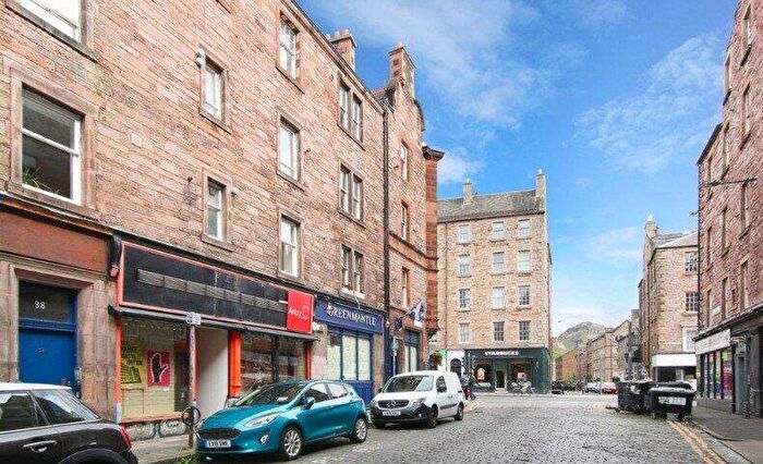 2 Bedroom Flat To Rent In West Crosscauseway, Edinburgh, Midlothian, EH8