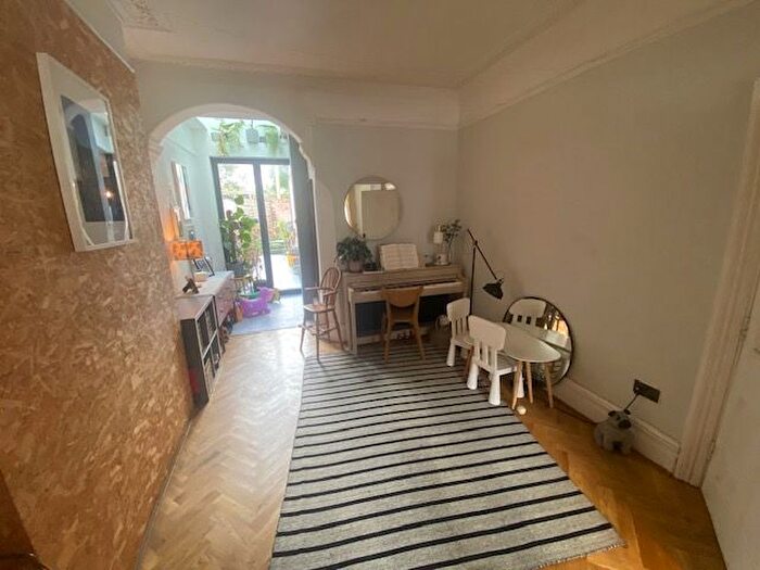 5 Bedroom Property To Rent In Albany Road, Cardiff, CF24