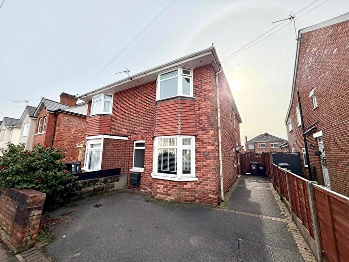 3 Bedroom House To Rent In Malmesbury Park Road, Bournemouth, BH8