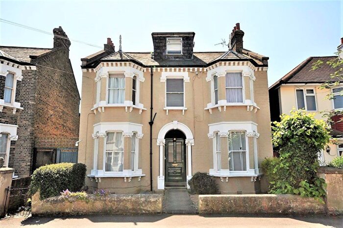 Studio To Rent In Devonshire Road, Colliers Wood, London, SW19