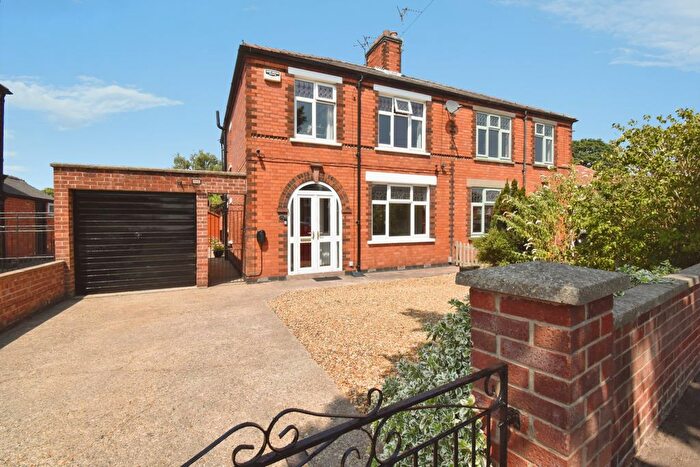 3 Bedroom Semi-Detached House For Sale In Rupert Crescent, Newark, NG24