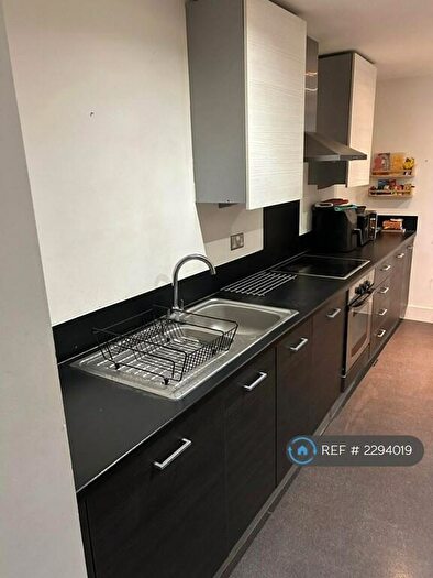 1 Bedroom Flat To Rent In Phoenix Heights East, London, E14