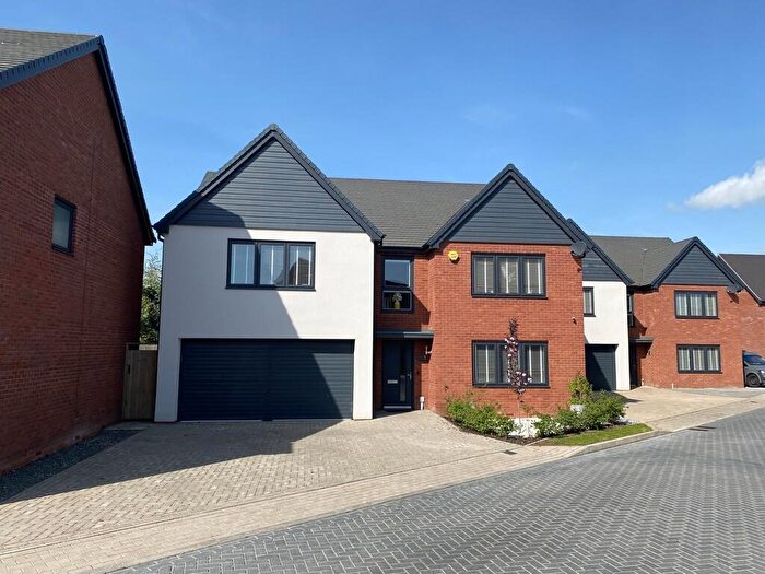 5 Bedroom Detached House For Sale In Tatenhill Lane, Branston, DE14