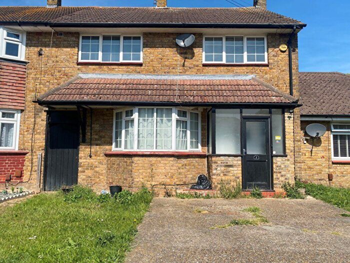 4 Bedroom House To Rent In Newington Avenue, Southend : Online Enquiries Only, SS2