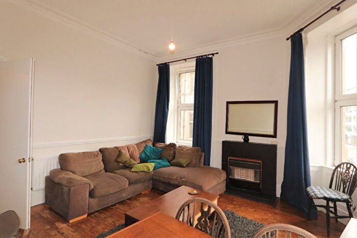 3 Bedroom Flat To Rent In Home Street, Edinburgh, EH3